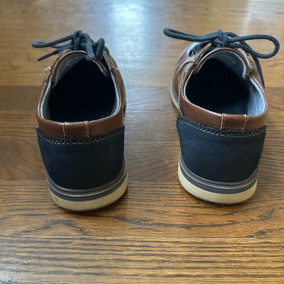 Kids Mens Brown Leather Shoes size 5 - Picture 9 of 12